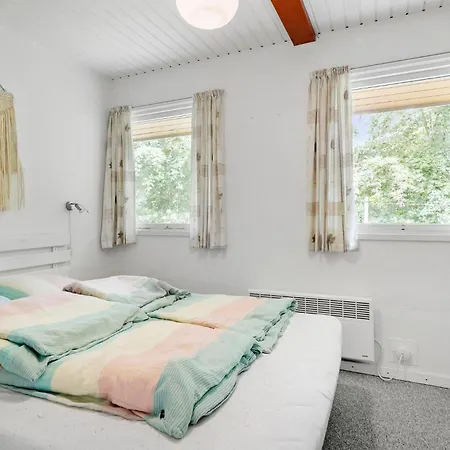 Casa de Férias Pet Friendly In Sjaellands Odde *